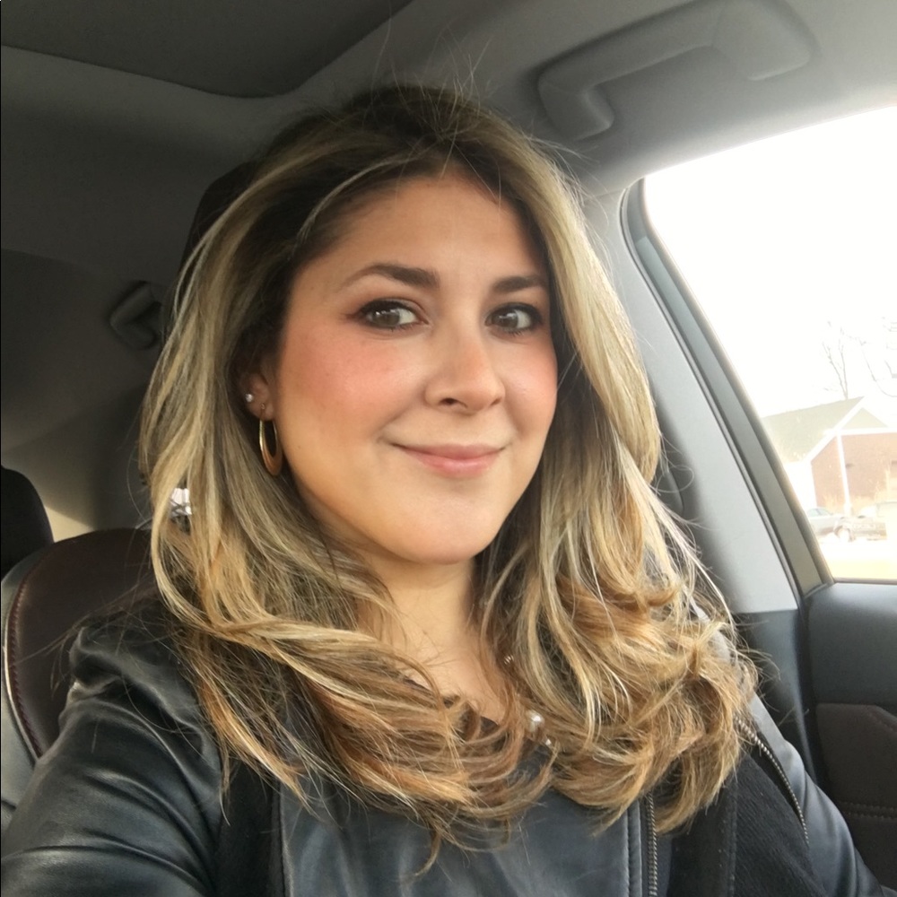 Meet your Posher, Michele